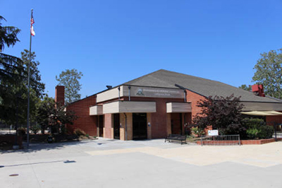 picture if the outside of Borchard community center
